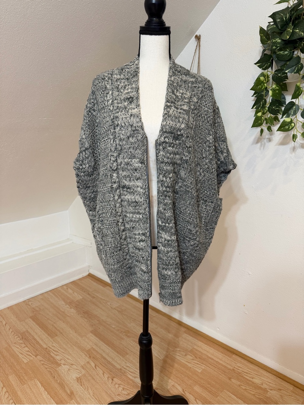 Moth Grey Marled Open-Front Knit Cardigan With Zipper One Size